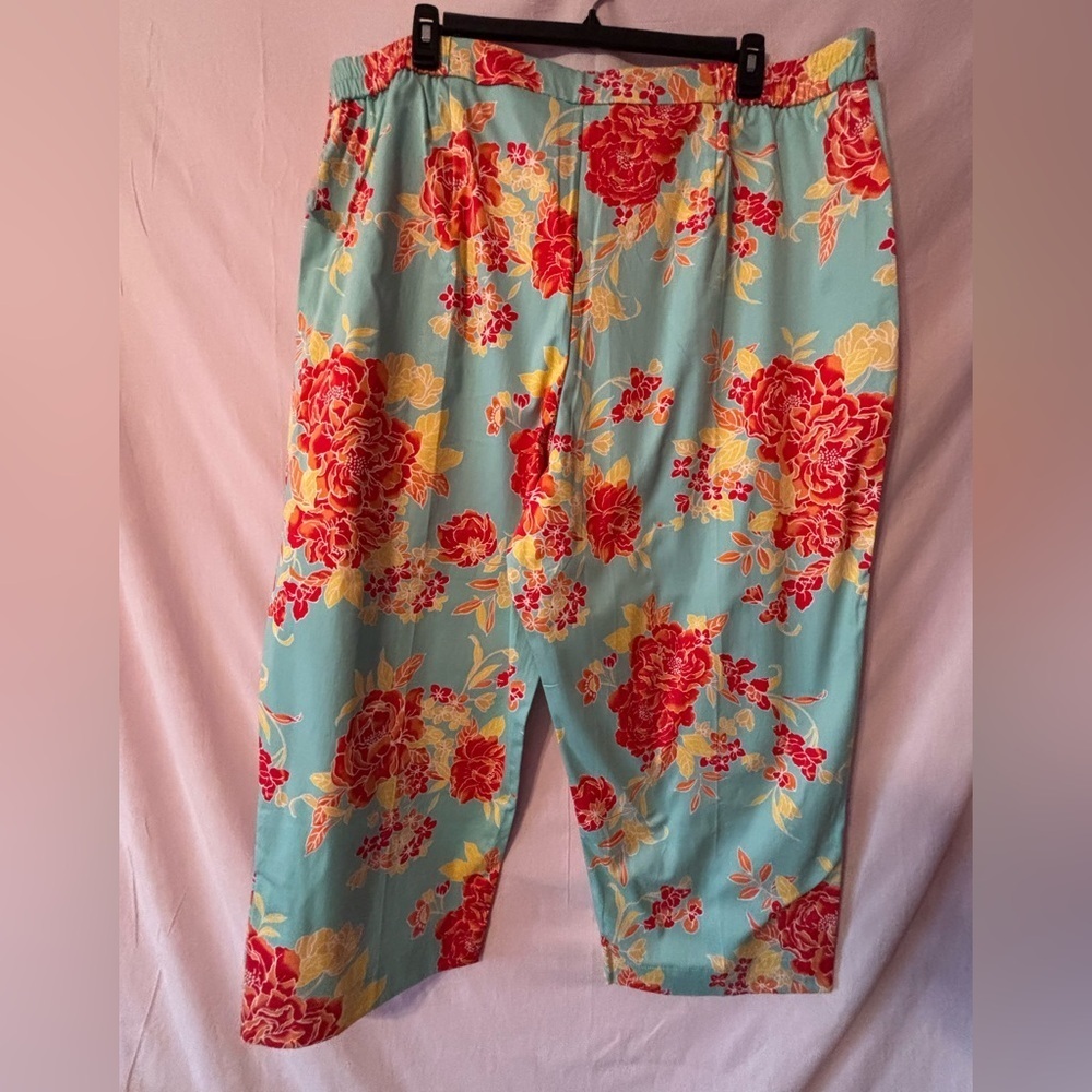 Jessie Sport Floral Capris in Red, Yellow and Teal